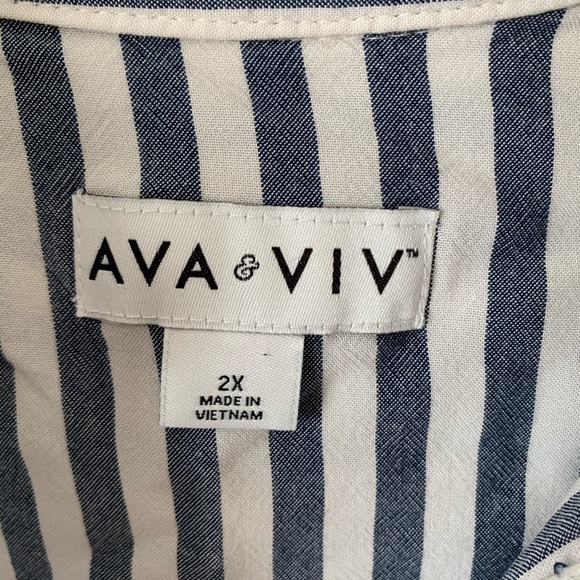 Ava & Viv Blouse Blue White Stripe Button Down - Picture 3 of 5